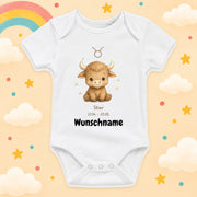 Personalisierter Babybody Stier Sternzeichen mit Wunschname Weißer Kurzarm Baby Body aus Baumwolle – Geschenk zur Geburt, Taufe, Babyparty für Jungen & Mädchen