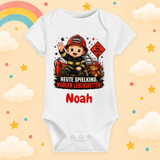 Babybody personalisiert Feuerwehr Motiv mit Wunschname Heute Spielkind morgen Lebensretter Weißer Kurzarm Baby Body aus Baumwolle Geschenk zur Geburt, Babyparty, Taufe