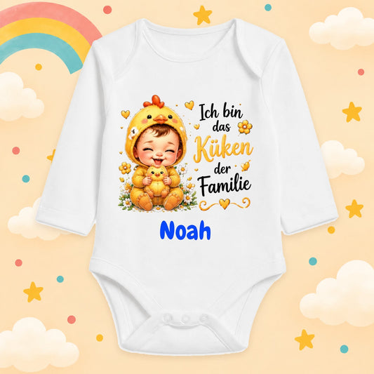Babybody Personalisiert Junge Motiv & Spruch Ich bin das Küken der Familie Individuell bedruckt mit Wunschname Baumwolle weiß langarm Geschenk zur Geburt, Taufe & Babyparty