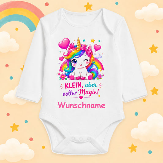 Personalisierter Babybody Mädchen Langarm mit Wunschname – Klein aber voller Magie – Süßer Einhorn Baby Body mit Name – Regenbogen Motiv – Geschenk zur Geburt