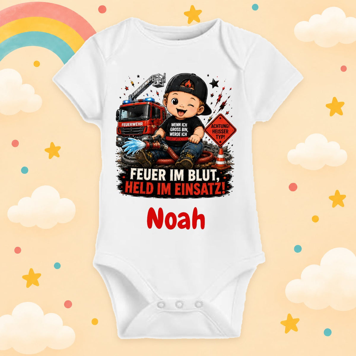 Babybody personalisiert Feuerwehr Motiv mit Wunschname Feuer im Blut Held im Einsatz Weißer Kurzarm Baby Body aus Baumwolle Geschenk zur Geburt, Babyparty, Taufe