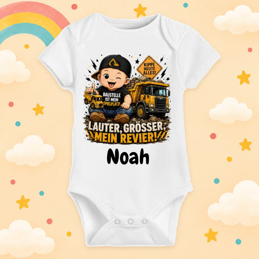 Babybody personalisiert Baustelle mit Wunschname Lauter größer Mein Revier Weißer Kurzarm Baby Body aus Baumwolle mit Kipper Motiv Geschenk zur Geburt, Babyparty, Taufe
