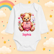 Personalisierter Babybody Langarm mit Wunschname – Mit Liebe gemacht – Teddy mit Herz – Baby Body Mädchen mit Namen – Geschenk zur Geburt, Babyparty & Taufe