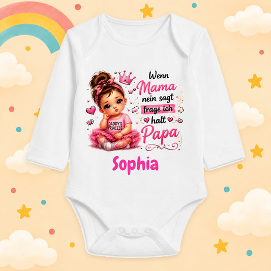Babybody Mädchen personalisiert mit Wunschname Motiv & Spruch Wenn Mama nein sagt frage ich halt Papa Individuell bedruckt langarm Baumwolle weiß Geschenk zur Geburt, Taufe & Babyparty
