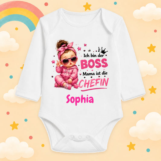 Babybody Mädchen personalisiert mit Wunschname Motiv & Spruch Ich bin der Boss Mama ist die Chefin Individuell bedruckt langarm Baumwolle weiß Geschenk zur Geburt, Taufe & Babyparty