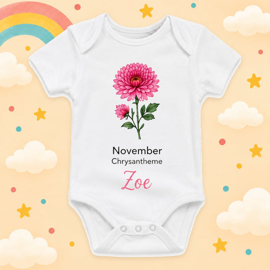 Personalisierter Babybody Geburtsblume mit Wunschname Weißer Kurzarm Baby Body aus Baumwolle – Geschenk zur Geburt, Taufe, Babyparty für Jungen & Mädchen, November