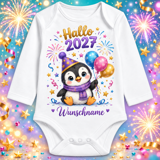 Babybody Langarm – Hallo 2027 – Pinguin mit Wunschname – festlicher Silvester-Hintergrund