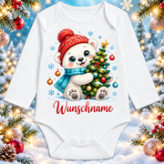 Personalisierter Langarm-Babybody mit Eisbär und Wunschname – Winter-Hintergrund