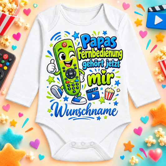 Papas Fernbedienung gehört jetzt mir – Langarmbody mit Wunschname und Hintergrund